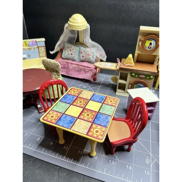 Vintage Fisher Price Loving Family Doll House Furniture Lot Bundle - Picture 6 of 16